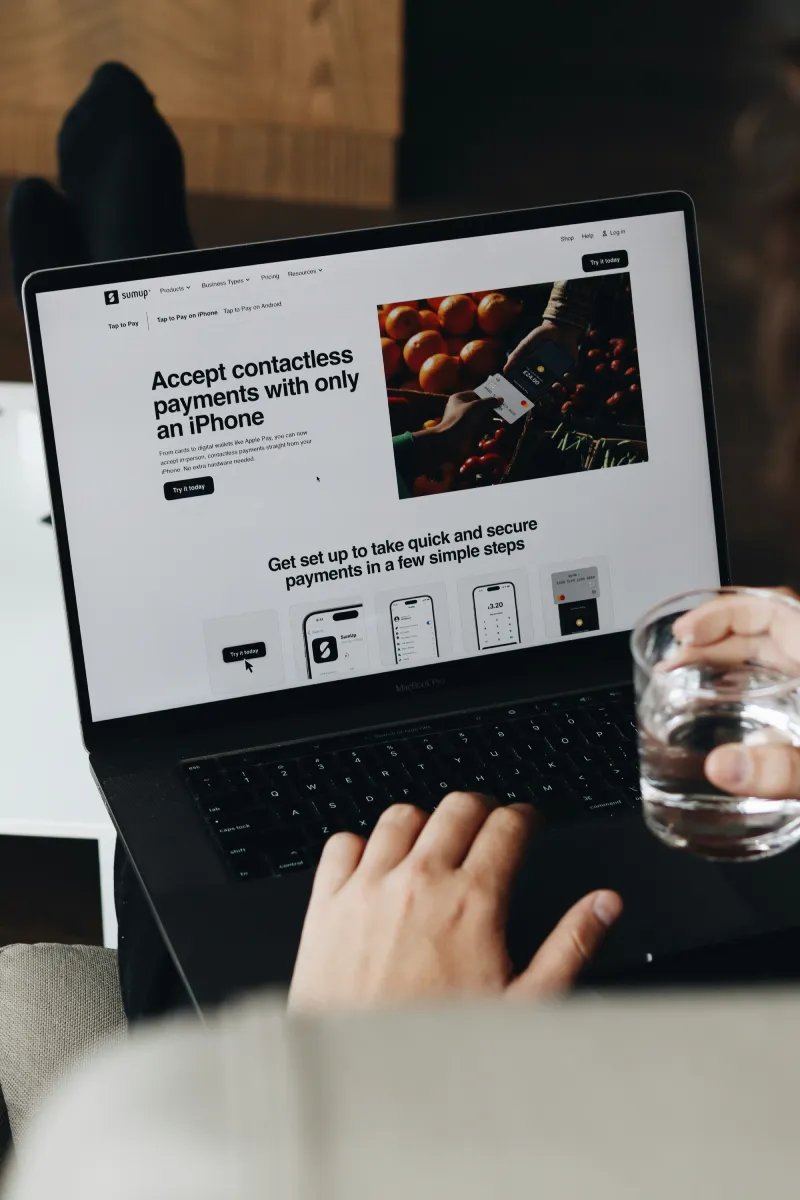 sumup-nK9w3J8cSxU-unsplash